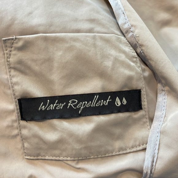 Mabrun waterproof jacket - Picture 14 of 16